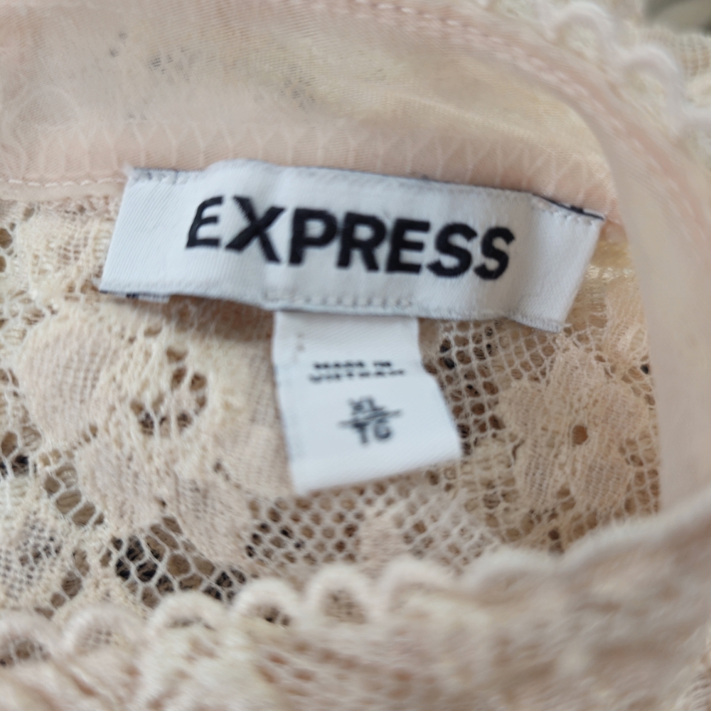 Express Ruffled Lace Blouse In XL - Picture 6 of 6